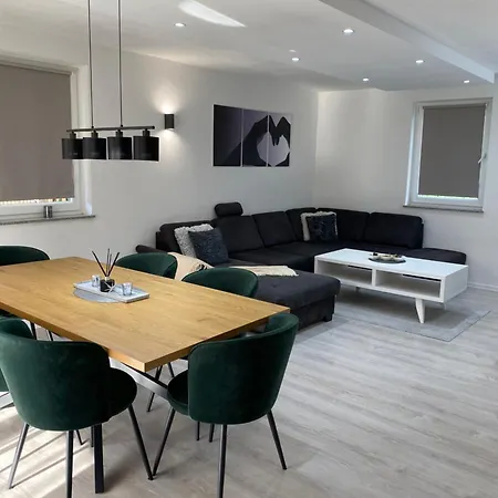 La Casa فيلة يايتشه