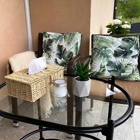 La Casa يايتشه